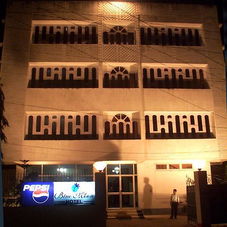 Hotel Blue Moon Guwahati Exterior foto